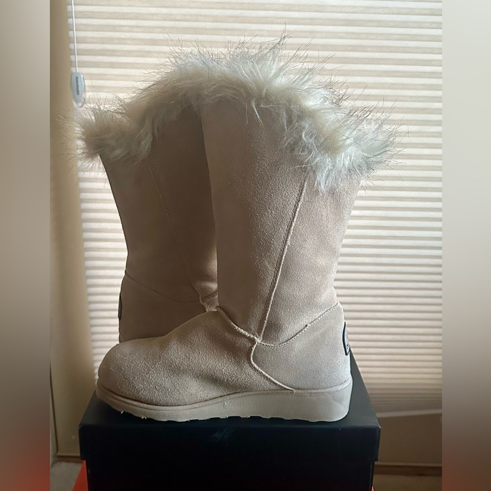 BearPaw Cream Fur-Trimmed Winter Boots - Picture 6 of 11